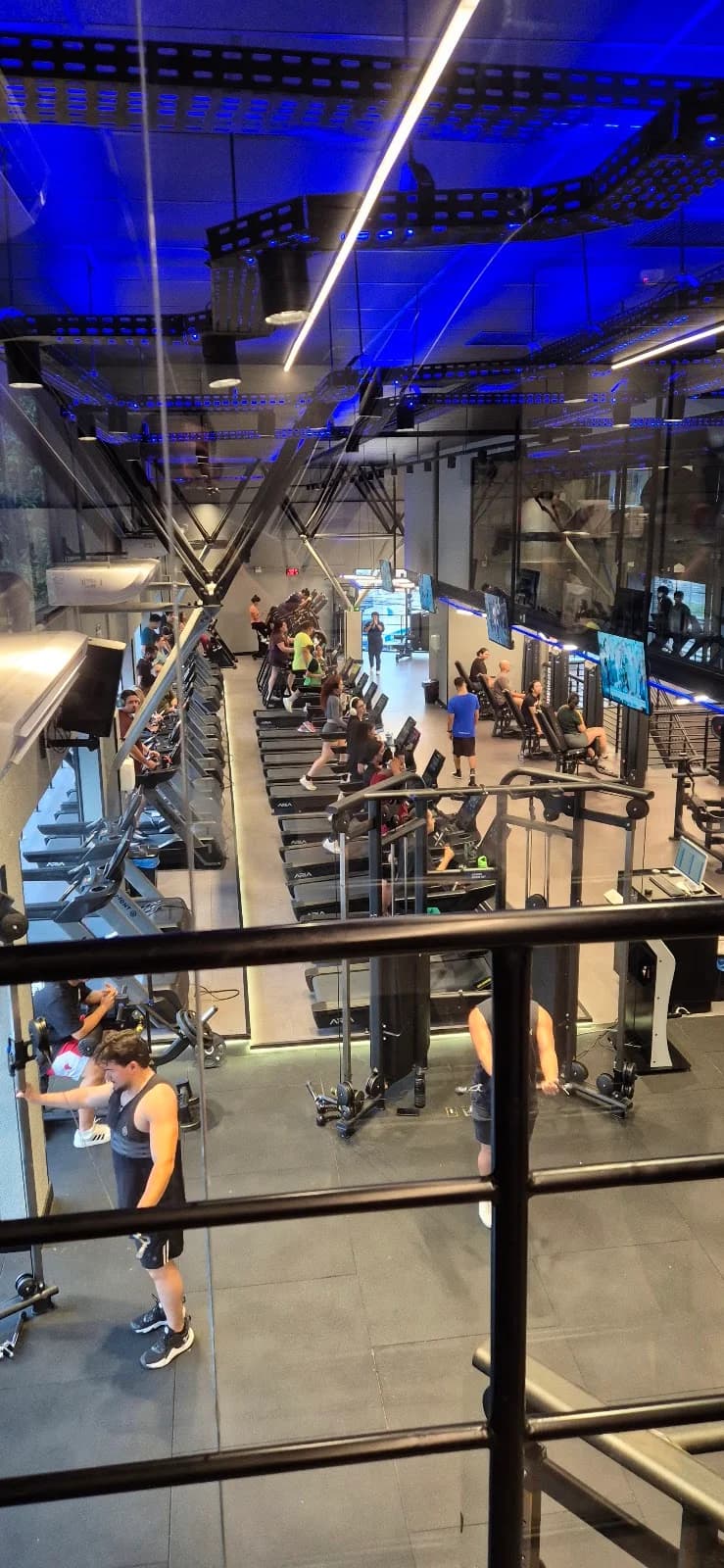 Academia BlueFit Adrianópolis