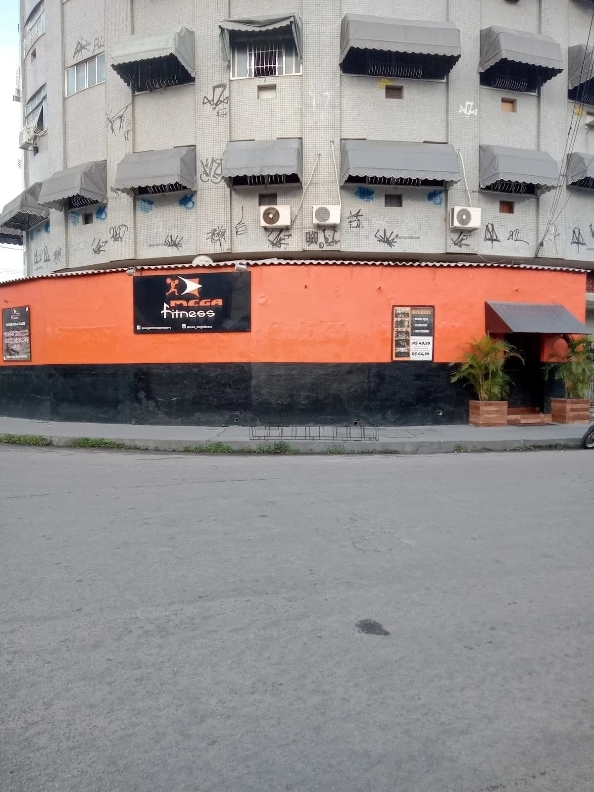 Academia Mega Fitness