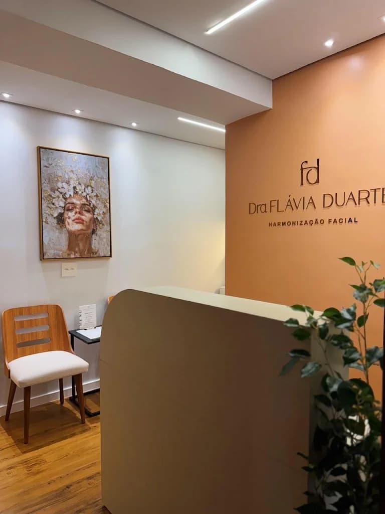 Dra Flávia Duarte - Harmonização Facial – foto 2