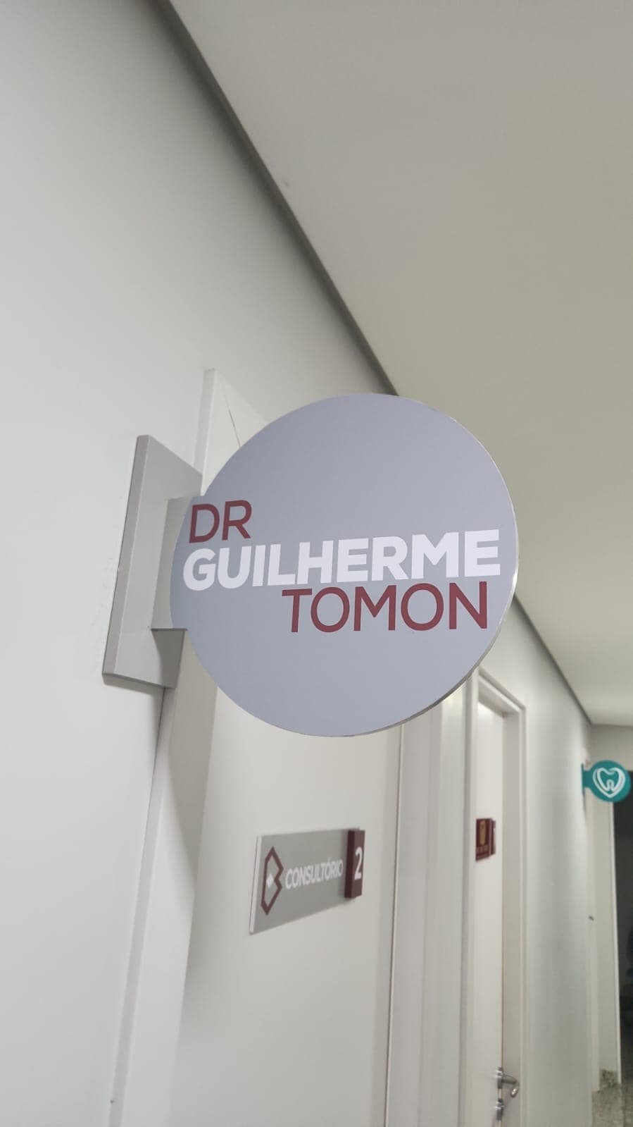 Clareamento Dental Maringa - Dr Guilherme Tomon
