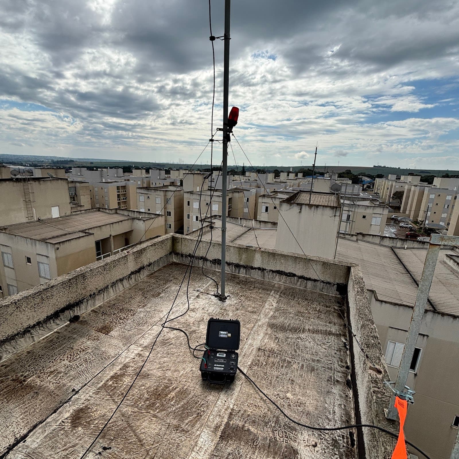Energia Modelo Ltda | Engenheiro Eletricista | Laudo de Para-Raios (SPDA) | Projetos Elétricos e Inspeções | Maringá - PR – foto 2