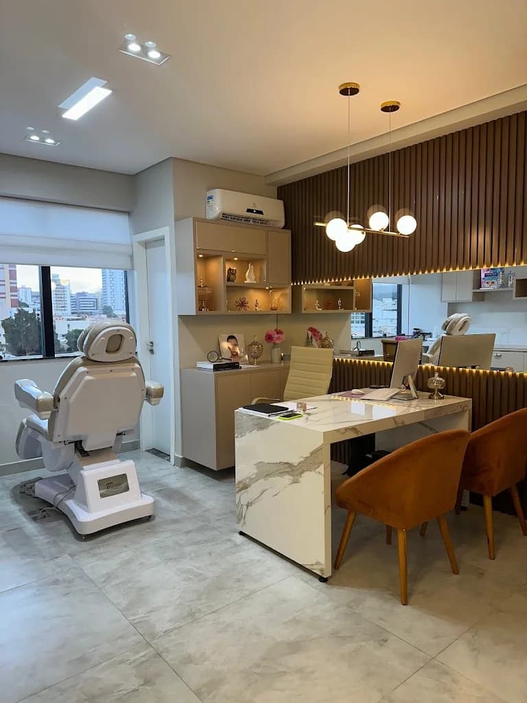 Clínica Dra. Mariana Harkbart 🦋 Harmonização Facial e Rejuvenescimento – foto 2