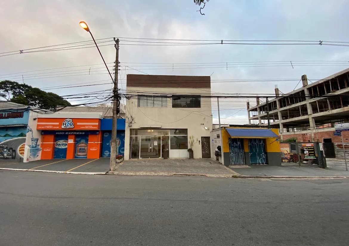 Dra Caroline Santiago Harmonização em Guarulhos-SP | Botox | Preenchimento Labial | Limpeza de Pele | Microagulhamento – foto 3