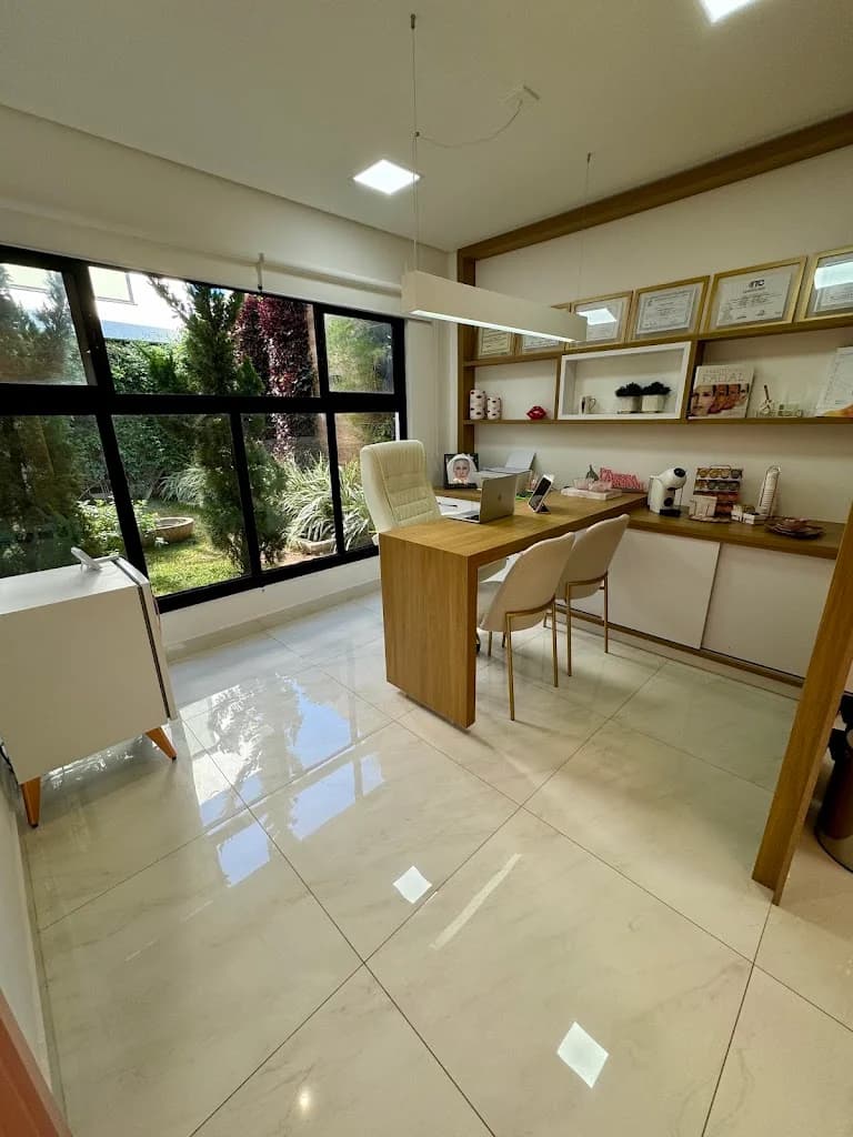Harmonização Facial Cascavel Dra. Larissa Gargioni – foto 1