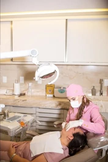 Rafaella Bastos Leite - Dentista – foto 2