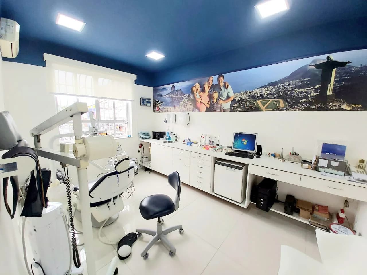 Dent-São Clínica Odontológica | Alinhadores | Aparelhos Invisíveis | Invisalign | Sousmile | Prótese | Implantes – foto 1