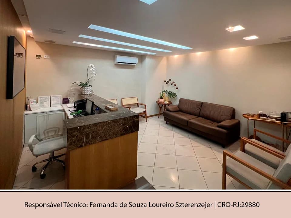 Dra. Fernanda Loureiro Clínica Odontológica | Dentista | Ortodontia Invisalign | Copacabana – foto 1