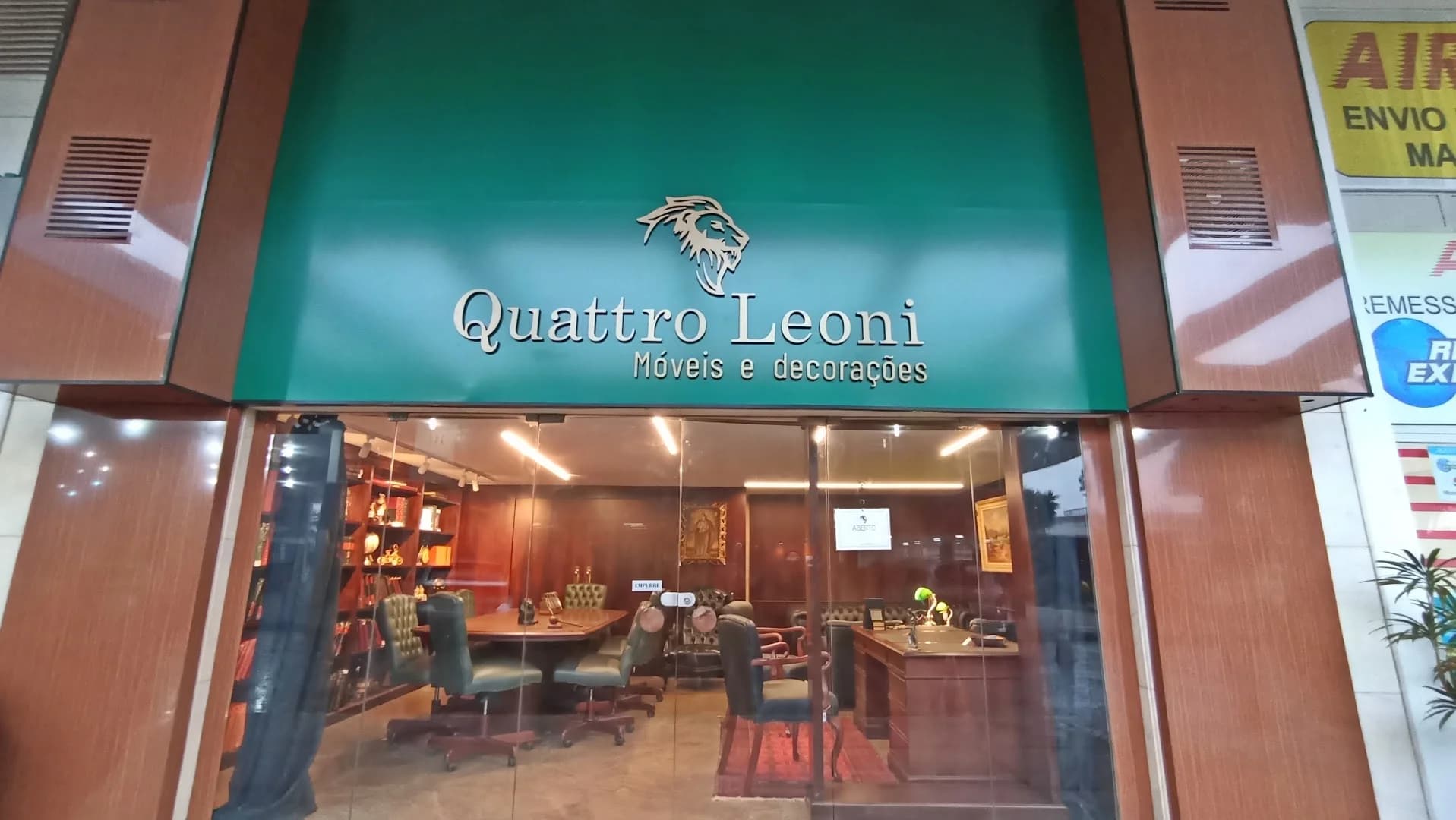 Quattro Leoni Móveis Clássicos e Artesanais / Asa Sul / Brasilia-DF – foto 1