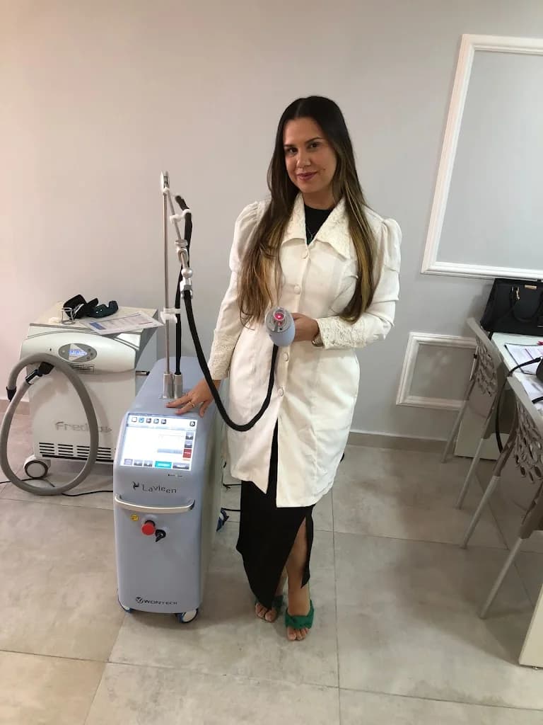 Estética Avançada Dra. Luana Fonsêca – foto 3