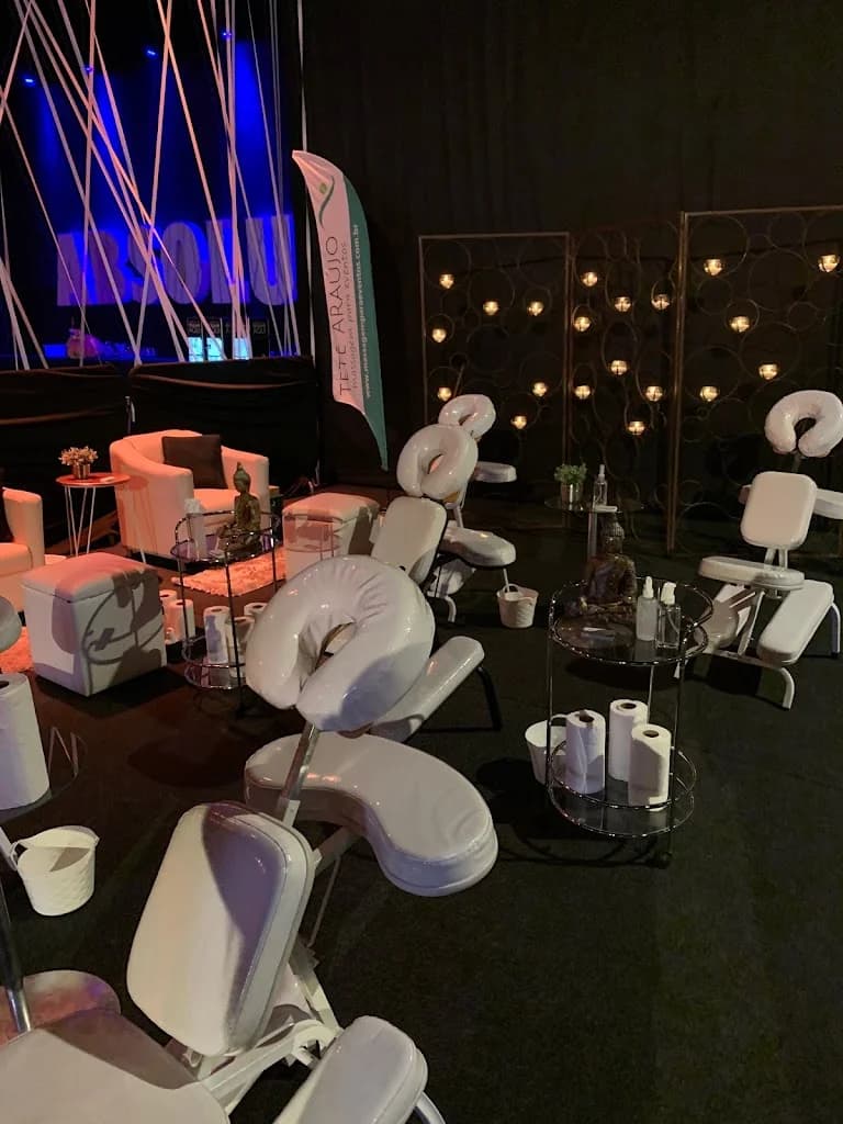 Tetê Araújo Massoterapeuta - Massagem Relaxante, Massagem Desportiva, Limpeza de Pele, Drenagem Linfática, Day Spa, – foto 3