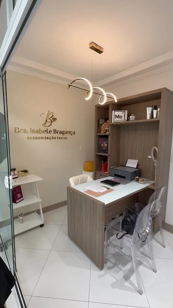 Harmonização Facial Avançada em Juiz de Fora | Dra. Isabele Bragança – foto 2