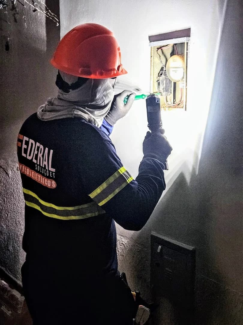 Federal Instalações Elétricas | Eletricista 24h Brasília – foto 1