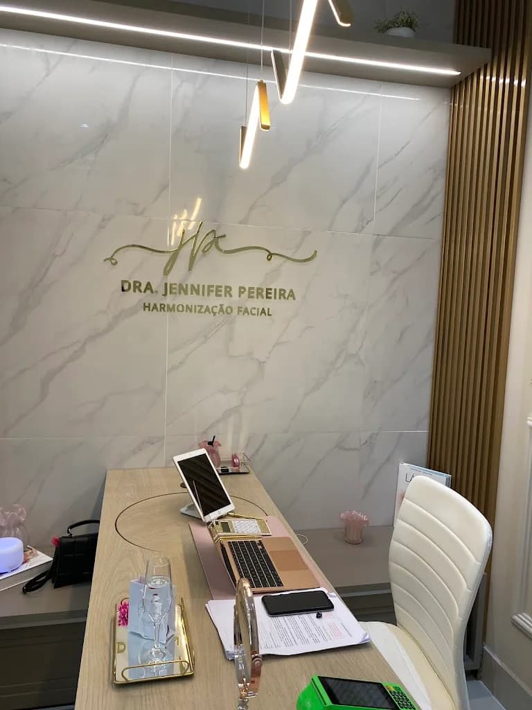 Dra. Jennifer Pereira harmonização & estética avançada – foto 2