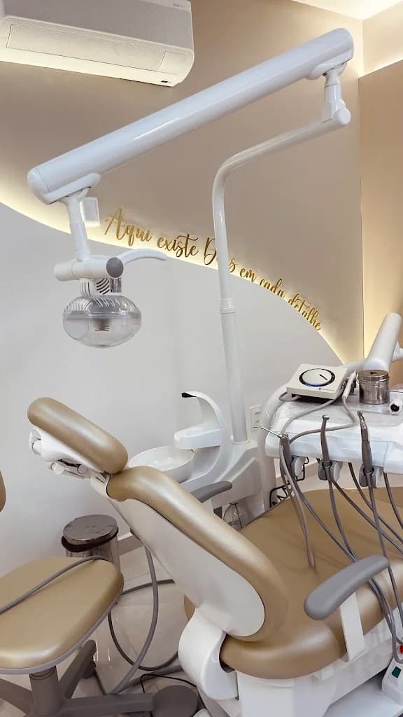 Clínica Dra Juliana Cândido - Harmonização Facial e Odontologia – foto 2