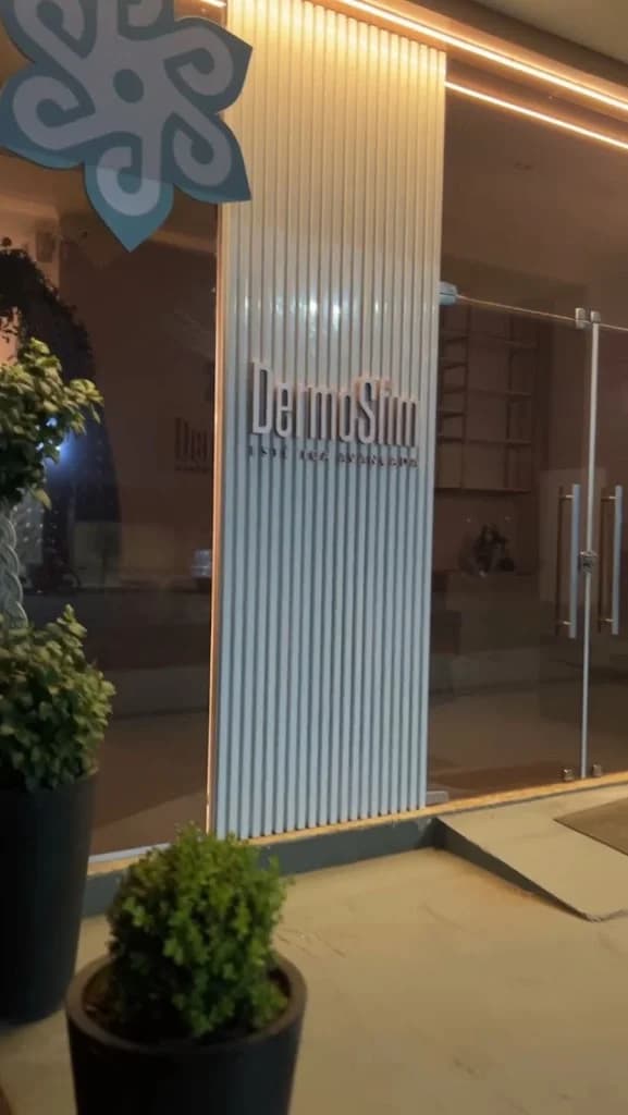 DermoSlim Clinica de Estética Sinop: Botox, Bioestimulador, Limpeza de pele, Micropigmentação Capilar Sinop – foto 1