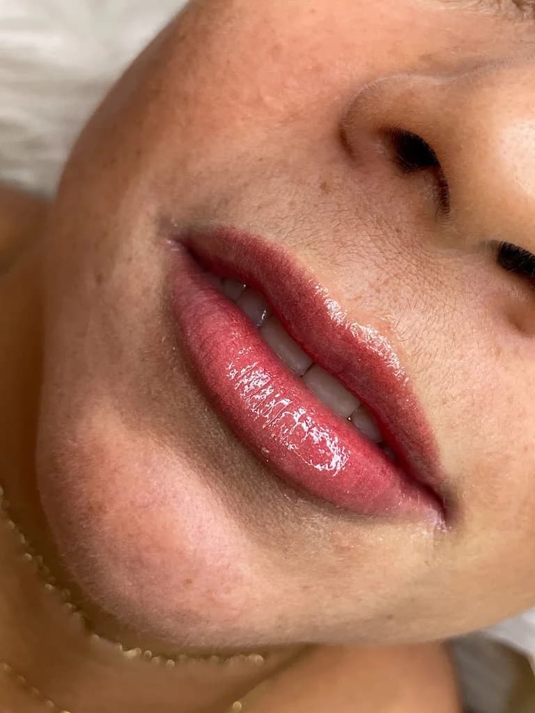 Vanessa Mello Estética Avançada (Tratamento de Manchas, Acnes, Micropigmentação de Sobrancelhas, Micropigmentação Labial) – foto 2