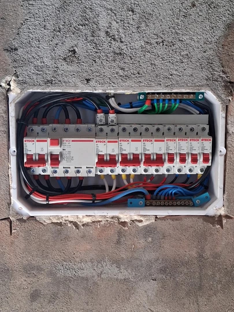 ELETRICISTA RESIDENCIAL PREDIAL E INDUSTRIAL GE COSTA. – foto 1