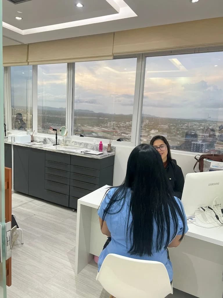 Clínica Dra Mayara Bezerra Estética Avançada Em Caruaru | Toxina Botulínica (Botox) | Harmonização Facial Em Caruaru – foto 2
