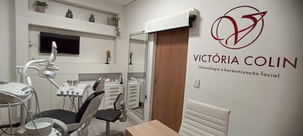 Dra. Victória Colin - Harmonização Facial – foto 2