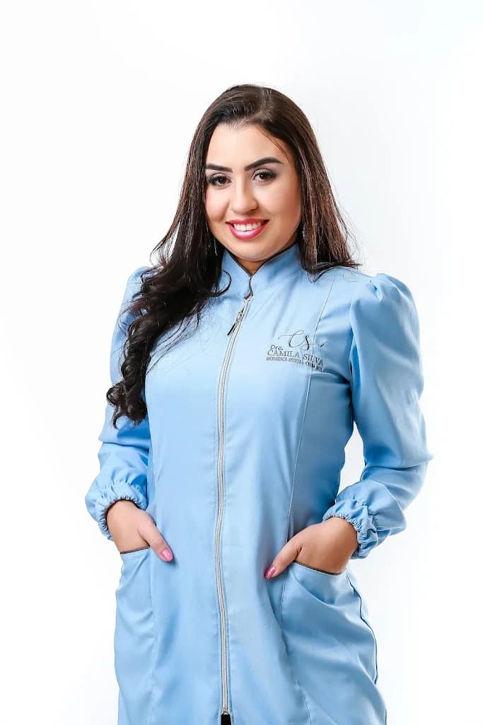 Dra. Camila Silva / Clinica Estética / Aplicação de Botox – foto 3