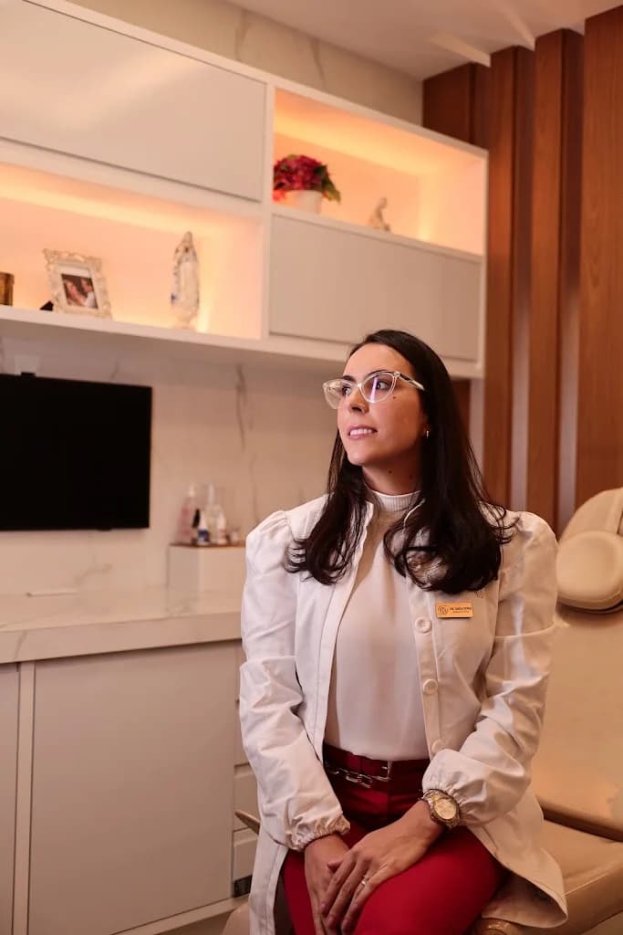 Dra. Isabela Tiveron | Médica Cirurgiã (Estética/ Harmonização facial) em Imperatriz MA – foto 2