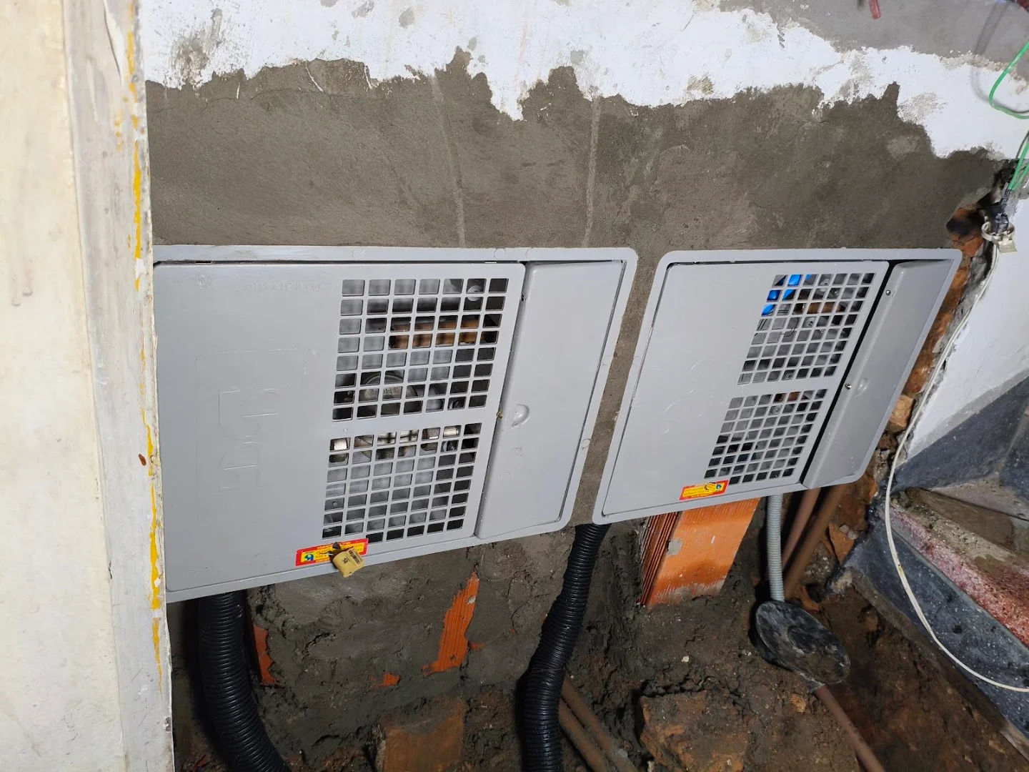 Encanador eletricista jalison serviços santo André