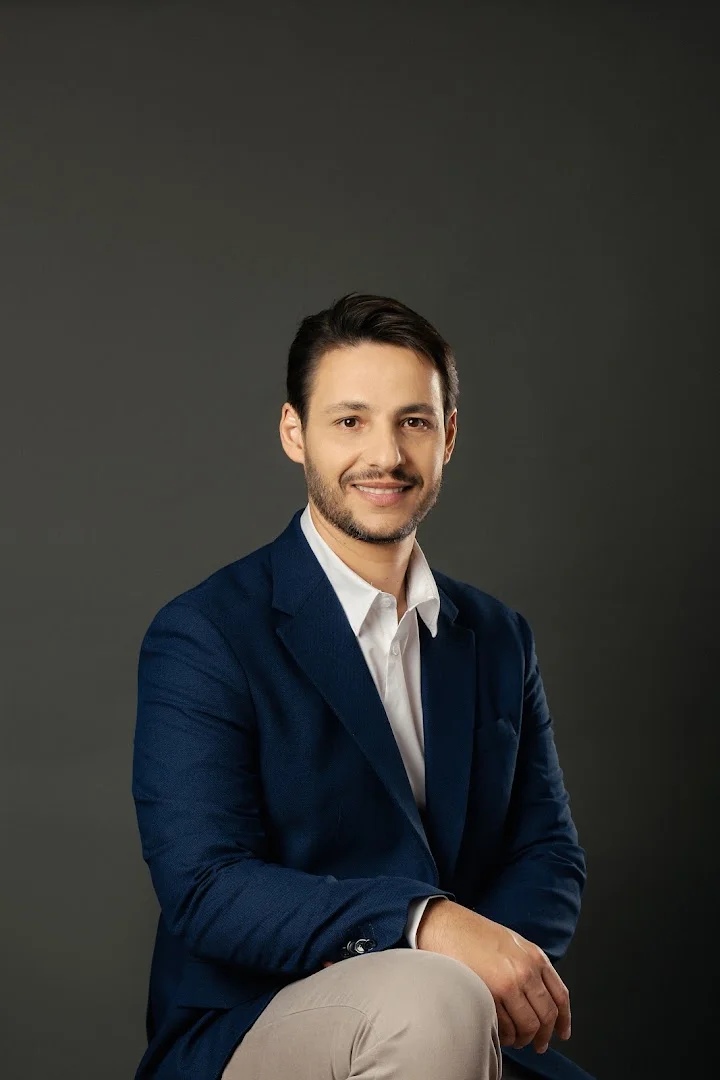 Prof Dr Igor Mariotto Beneti-ATM-Bruxismo-Dente Siso-Implante dentário-Dentista Rio Preto