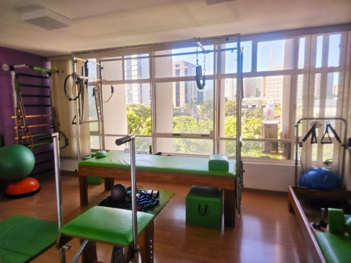 Along Studio de Pilates/RPG