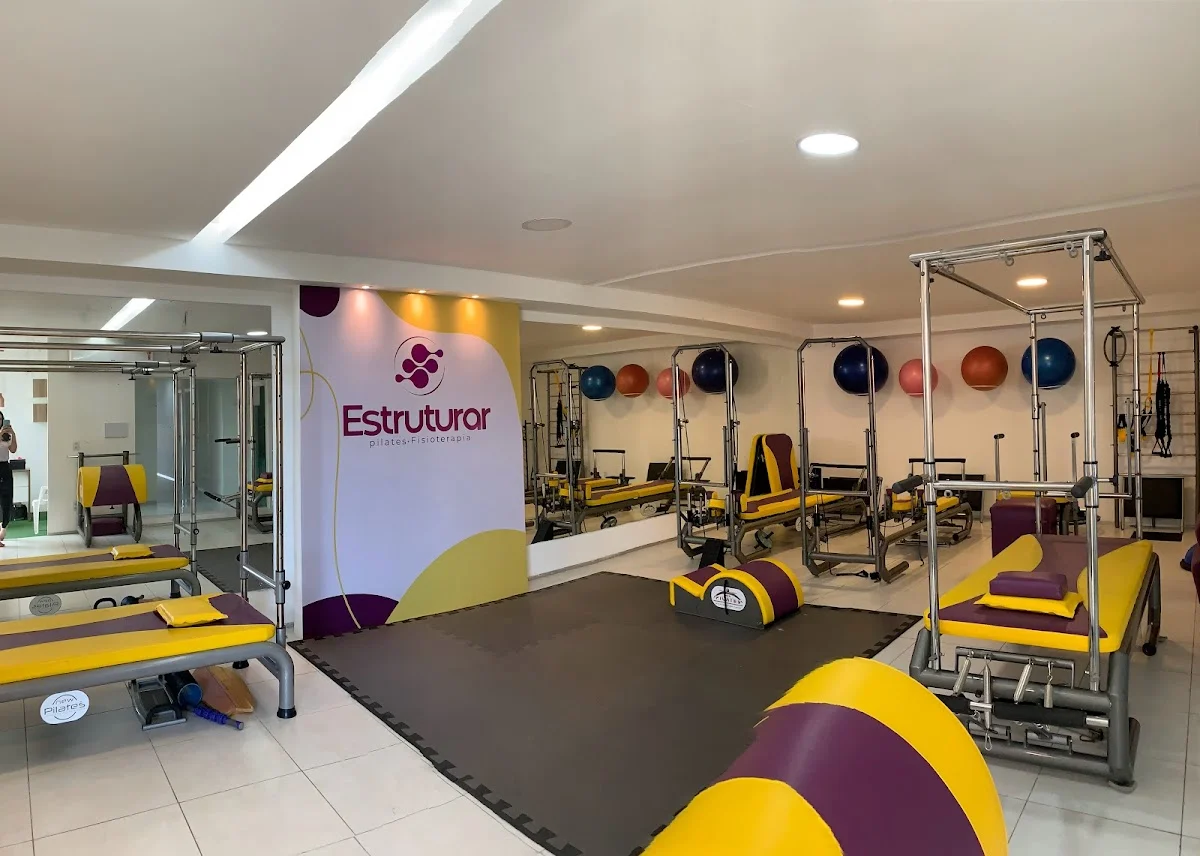 Estruturar -Clínica de Pilates e Fisioterapia