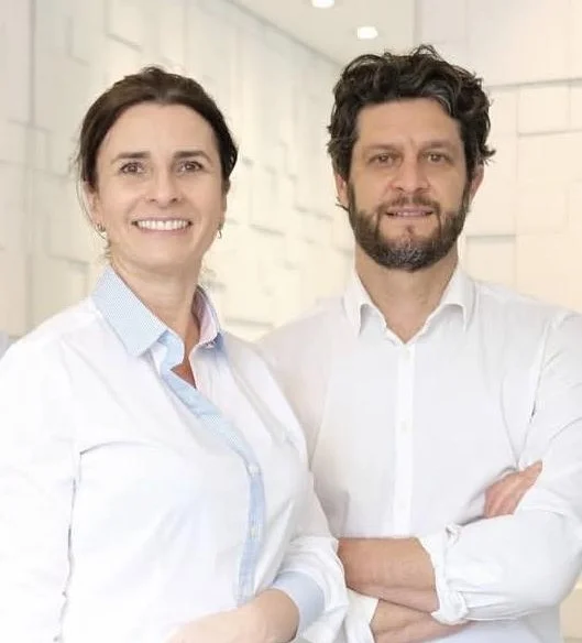 L&C ODONTOLOGIA | Dentista Caxias do Sul | Alinhadores Invisíveis | Ronco | Facetas | Implantes | Próteses | Clareamento