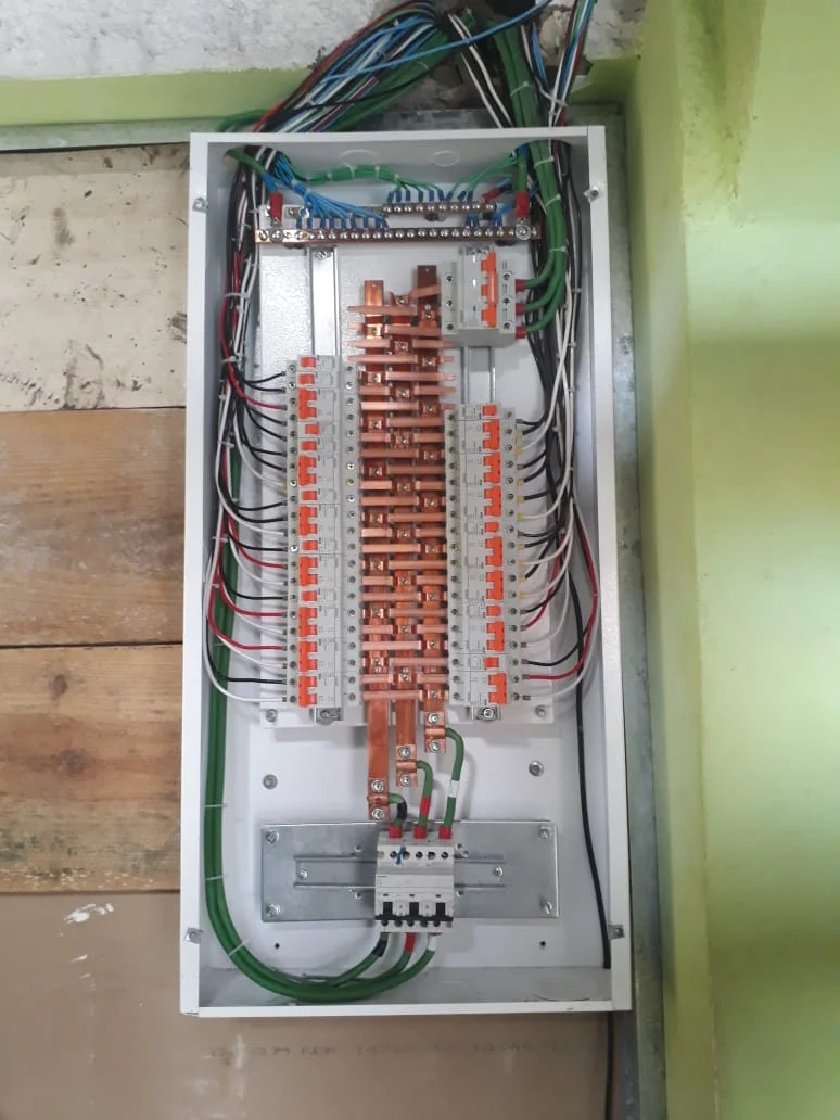 ASF Serviços Elétricos - Eletricista