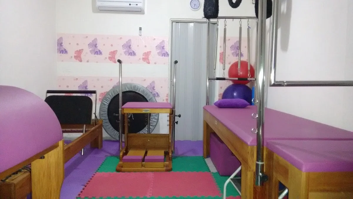 REFLORESCER STÚDIO DE PILATES