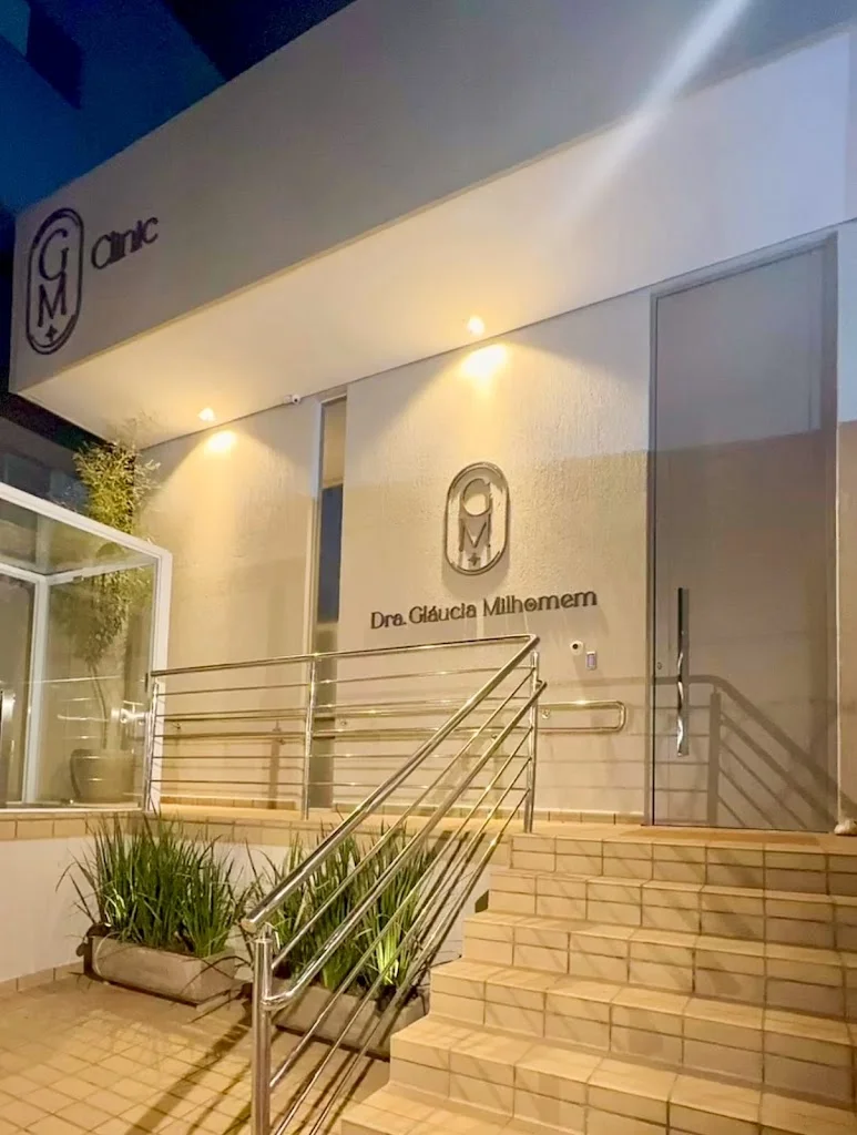 Dra. Gláucia Milhomem Clinic - Harmonização Facial com naturalidade