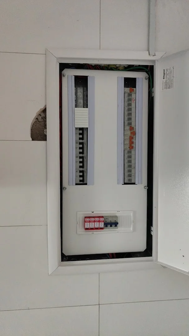 Ajc serviços elétricos