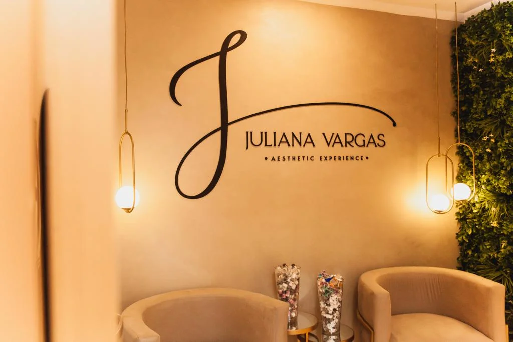 Dra. Juliana Vargas Aesthetic Experience - Botox, Harmonização facial, Preenchimento Labial e Bioestimulador em Rio Grande.