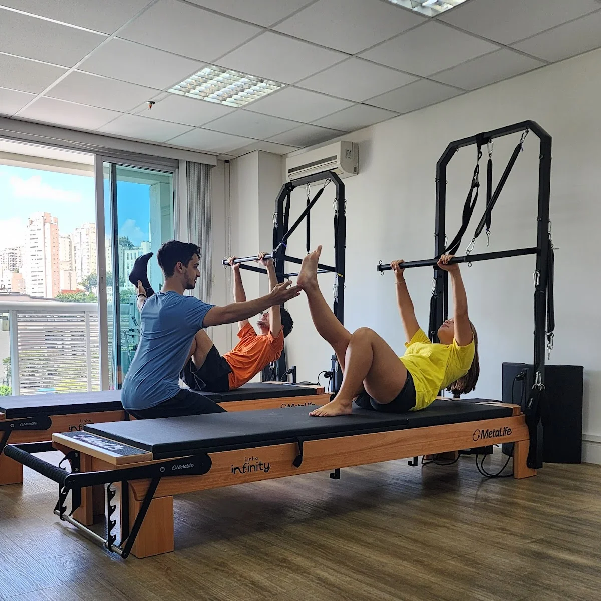 Simplesmente Pilates e Fisioterapia