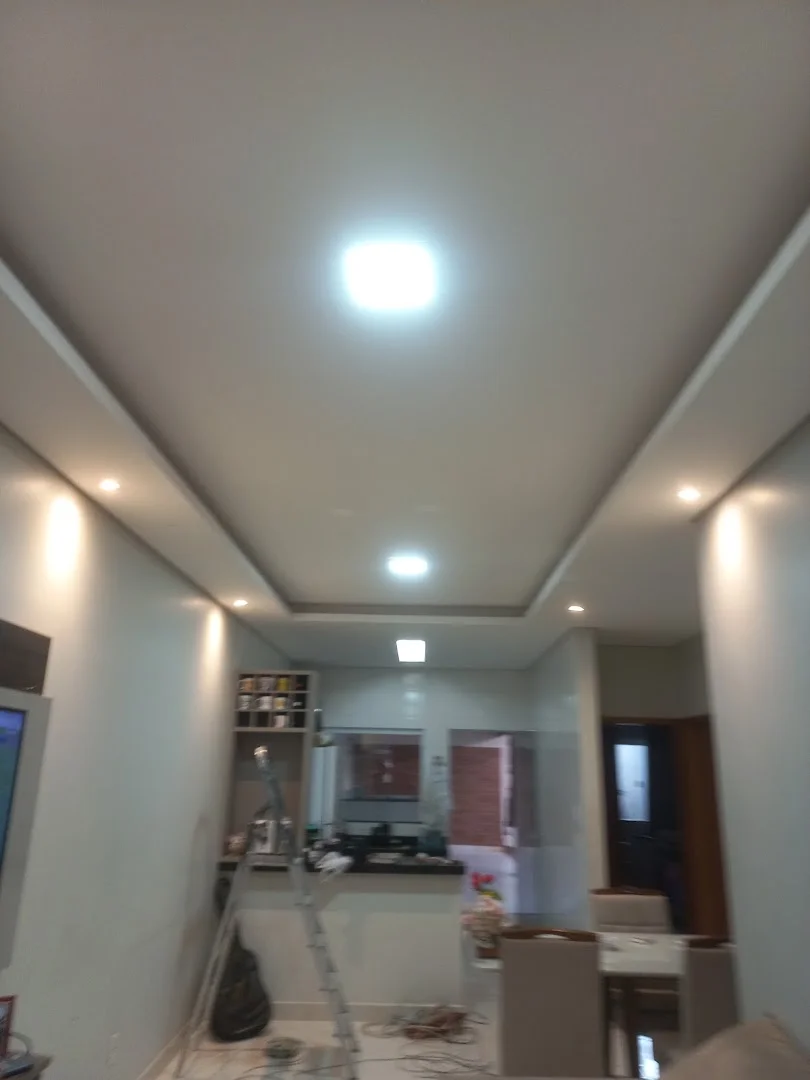 Eletricista em Uberlândia - Marcos Pelege