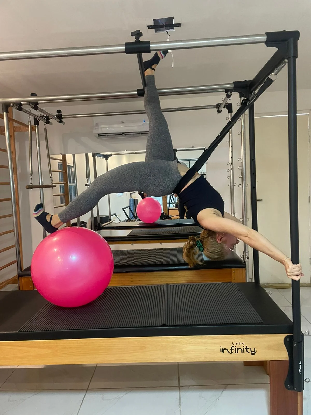 REVITALIZE CLIN,PILATES E FISIOTERAPIA
