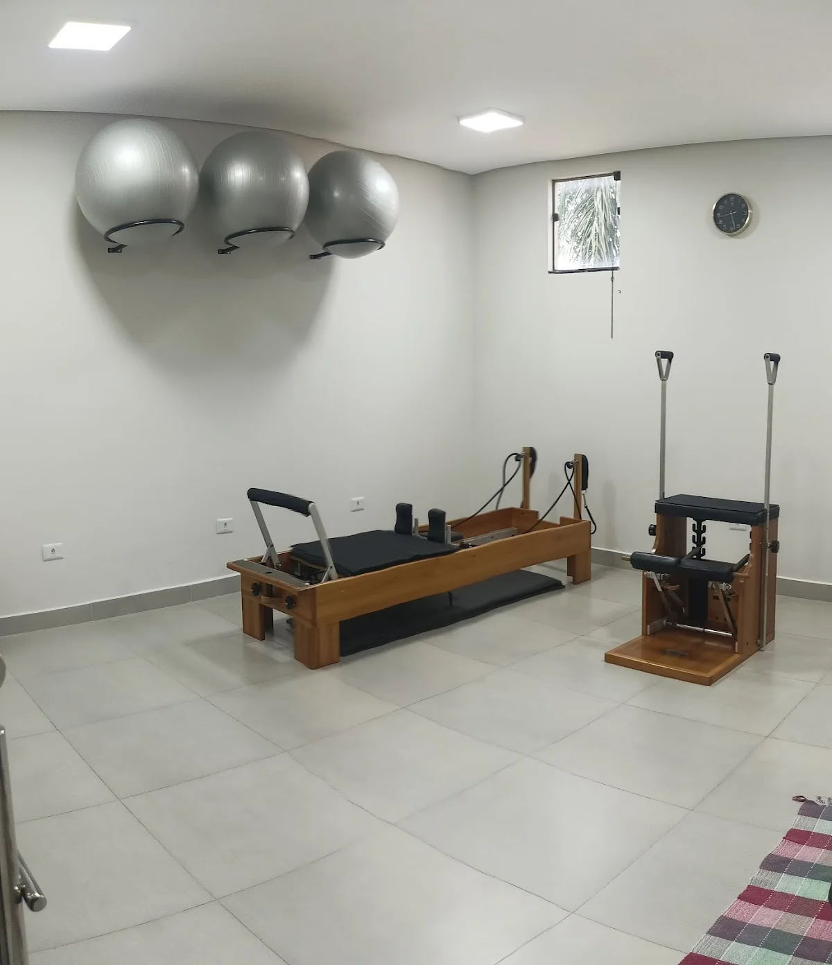 Pilates Caroline Ornellas - Pilates para Gestantes e Mulheres