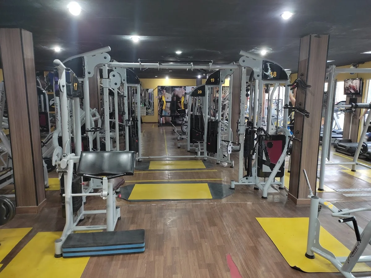 Academia Zion Body Fitness