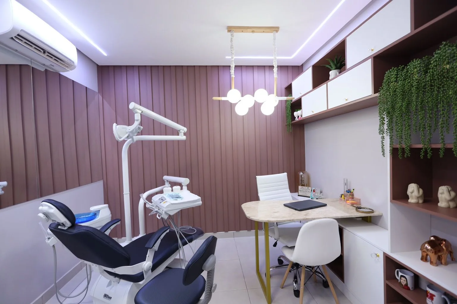Dra Haylla Priscilla - Harmonização Facial Feira de Santana | Lipo de Papada | Botox | Preenchimento Labial