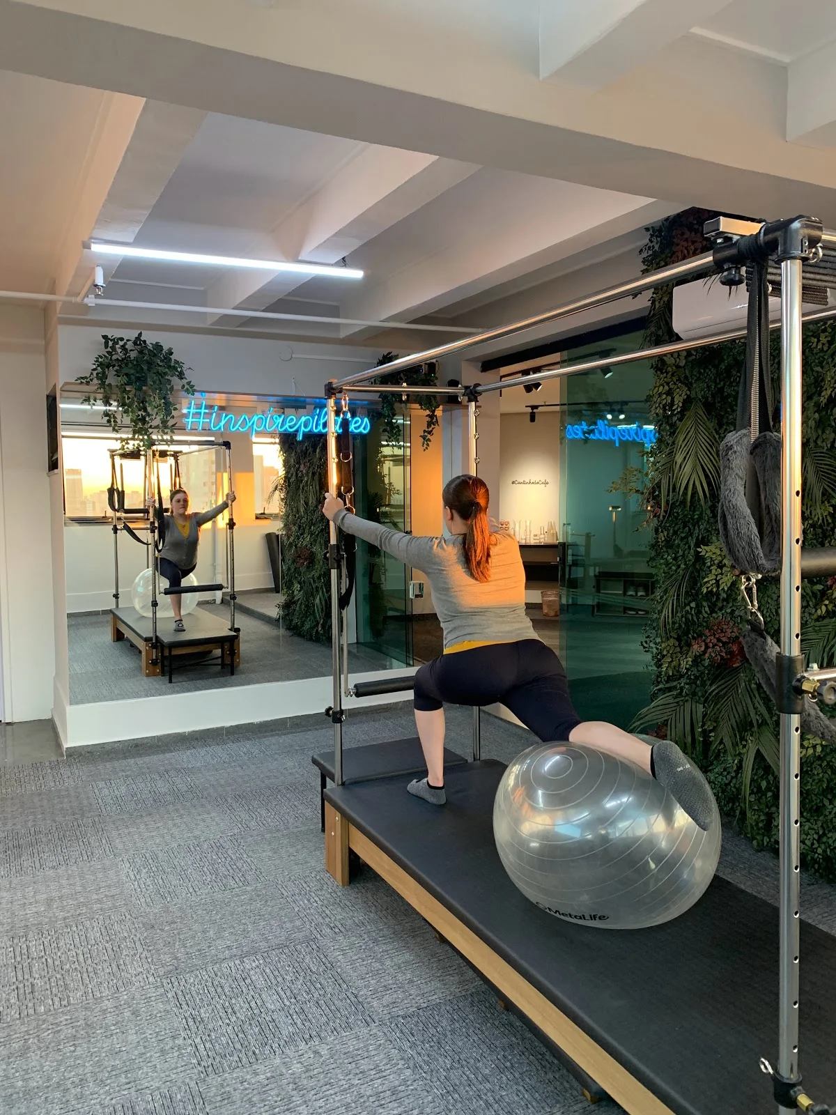 Ciano Pilates | Fisioterapia | RPG | Massoterapia