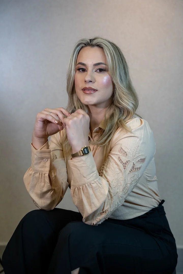 Dra. Bruna Terra Estética Avançada