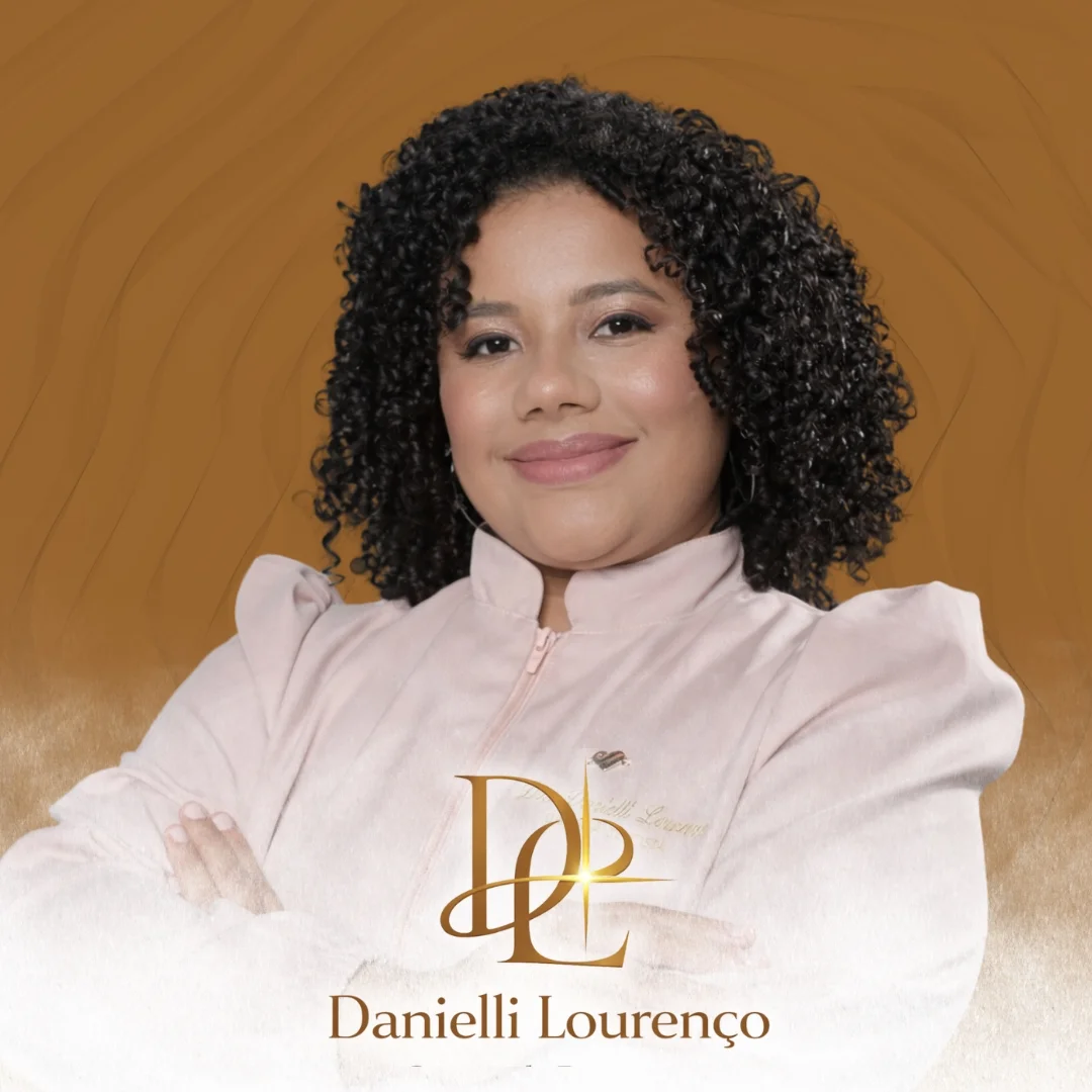 Dra. Danielli Lourenço | Lourenço Odontologia & Estética