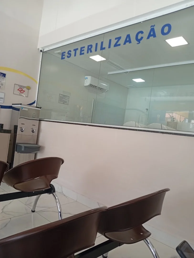 Sempre Sorrindo - Implantes dentários