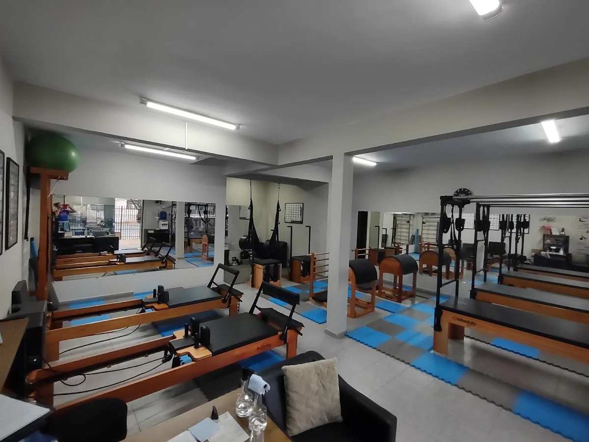 Pratique Pilates Personal Studio