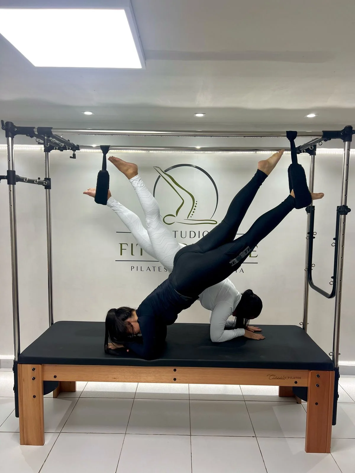 Pilates e fisioterapia (Studio Fit Formance)