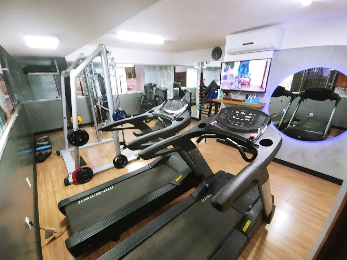 Studio Mariana Falcão - Atividade Física Personalizada