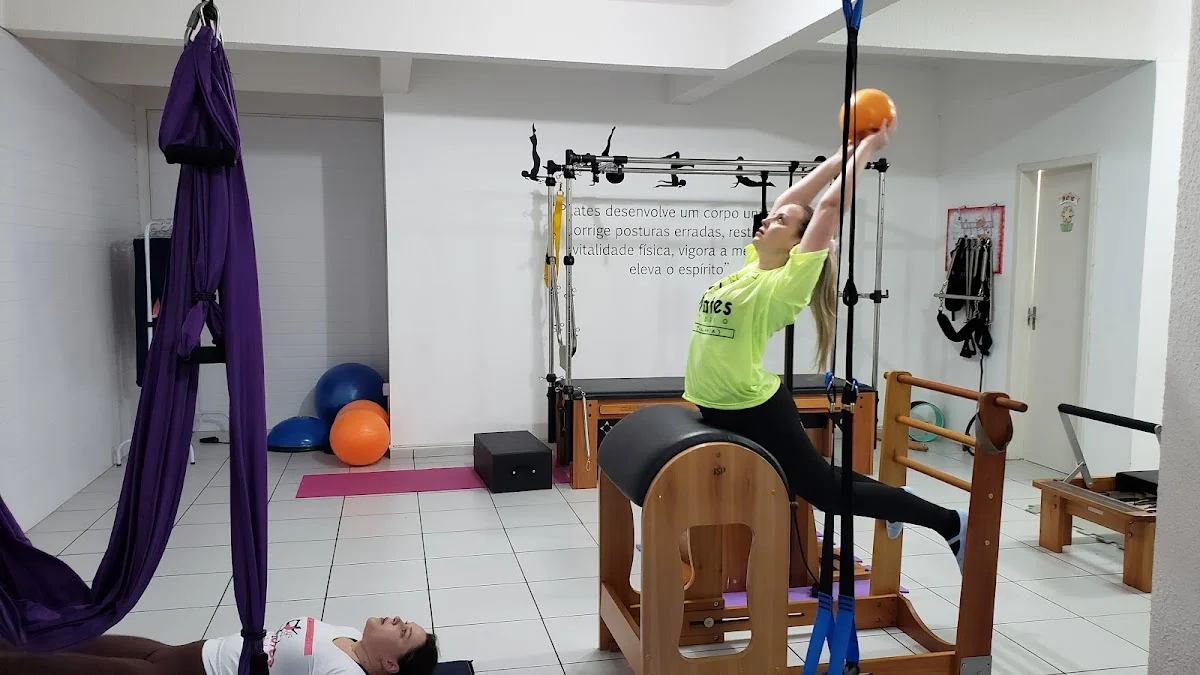 Espaço Elevar ( Fisioterapia|Pilates|Terapias Holisticas)