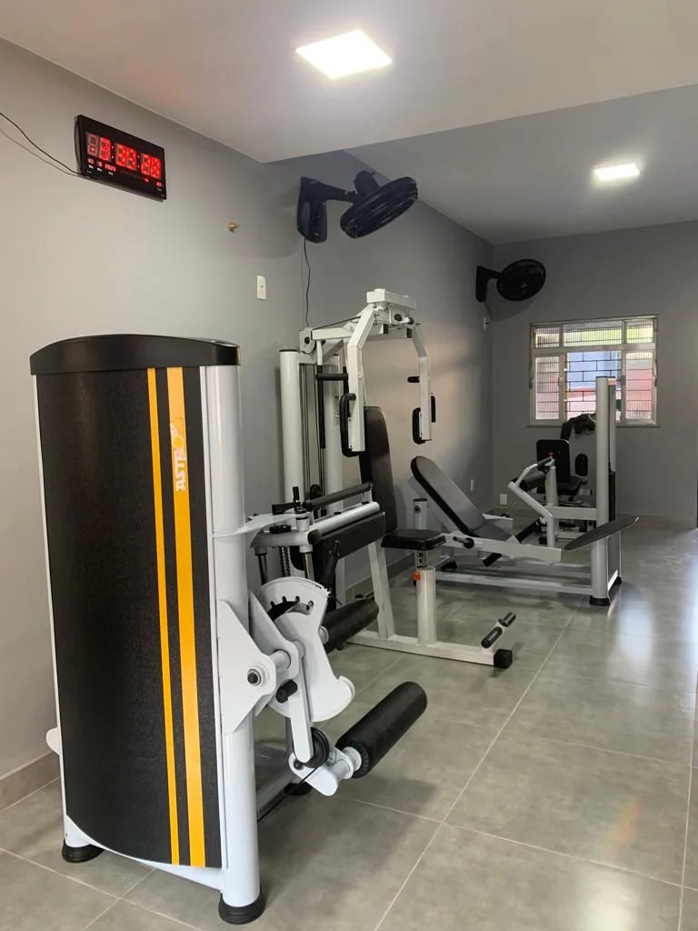 Flávia Pires Atividades Corporais